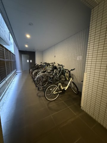 グランフォーレラグゼ平尾の駐輪場
