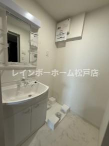 KEIAI RESIDENCE 豊四季Ⅱの洗面所|ゆったりとスペースのある洗面所