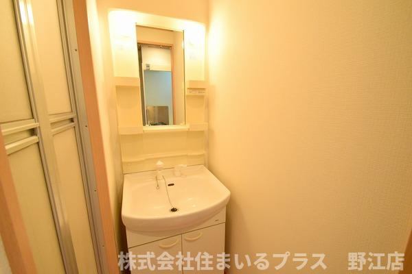 大阪市旭区大宮４丁目の賃貸マンションの洗面所