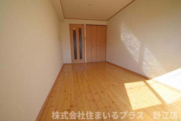 大阪市旭区大宮４丁目の賃貸マンションの内装