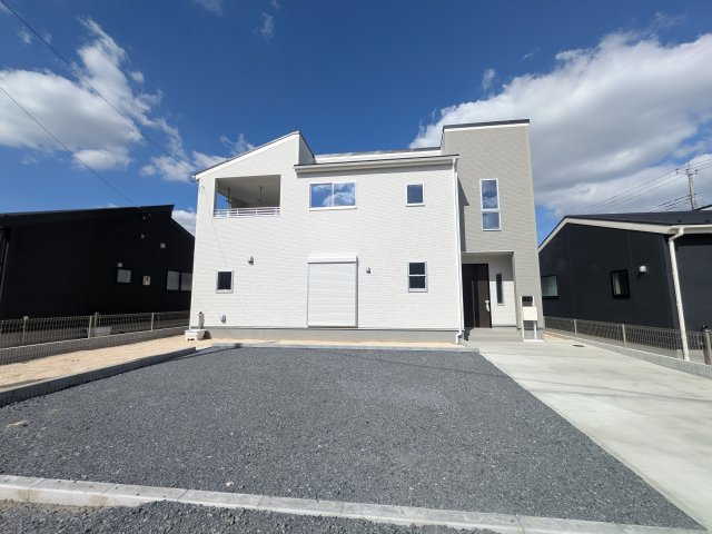小美玉市羽刈　第5　新築戸建て　2号棟の外観