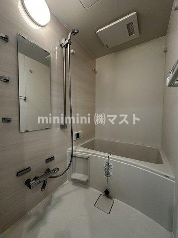 グランデ元町の浴室