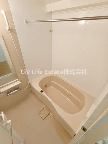 コンフォート栗原Ⅱの浴室|同建物別部屋写真