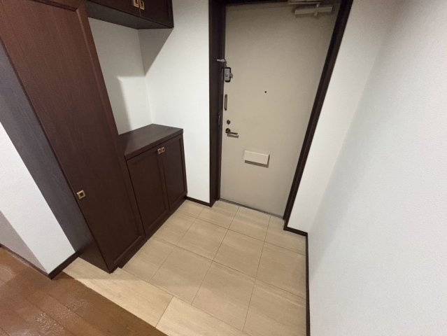 アパルトメント栄5|名古屋市の賃貸ならMy賃貸の玄関|アパルトメント栄5