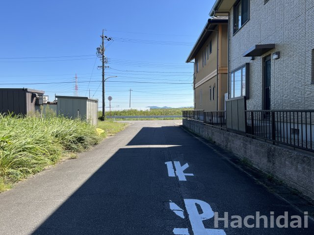 碧南市志貴崎町第4　新築戸建＜2号棟＞の前面道路含む現地写真