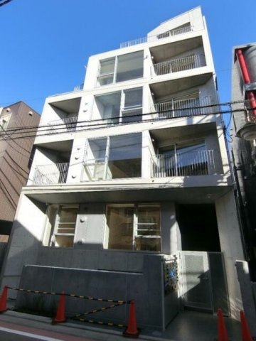 【外観】 | OZIO西荻窪 | 鉄筋コンクリート造のがっちりとした建物。