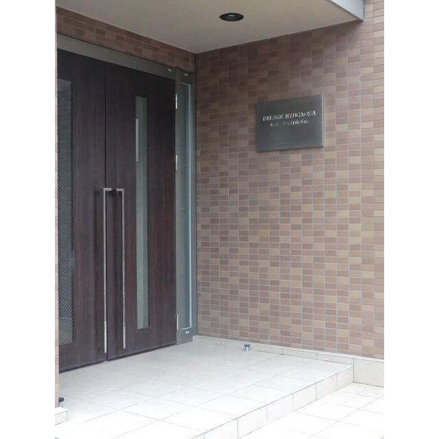 レラージュ自由が丘のエントランス|落ち着いたエントランスです