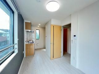府中市本町４丁目のアパートの居間・リビング|同施工参考写真