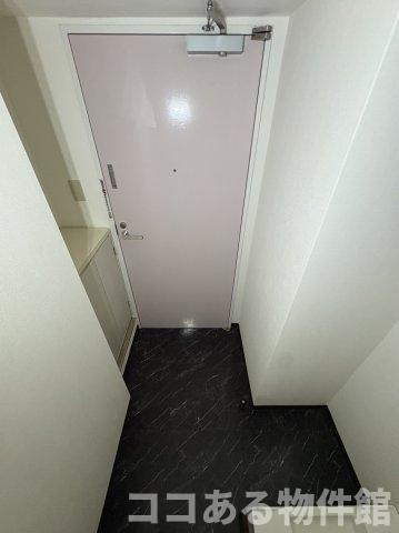 ノベラ海岸通の玄関