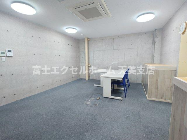 少林寺町東エヌエム・サンカンテ・ヌフのロビー