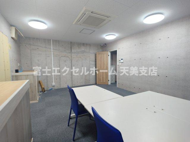 少林寺町東エヌエム・サンカンテ・ヌフのロビー