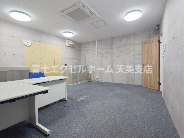 少林寺町東エヌエム・サンカンテ・ヌフのロビー