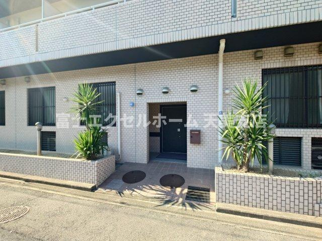 少林寺町東エヌエム・サンカンテ・ヌフのエントランス