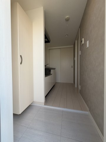 フローレス壱番館の玄関
