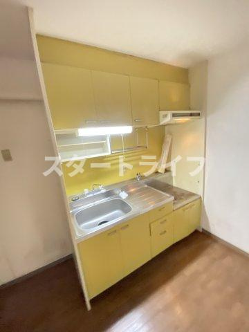 大阪市淀川区三国本町３丁目の賃貸マンションのキッチン