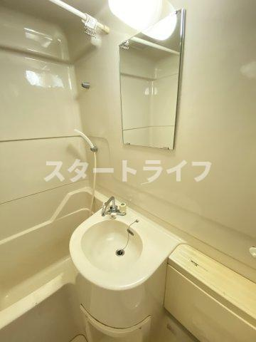 大阪市淀川区三国本町３丁目の賃貸マンションの洗面所