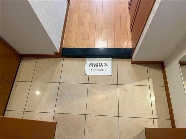グランド・ガーラ西麻布の玄関