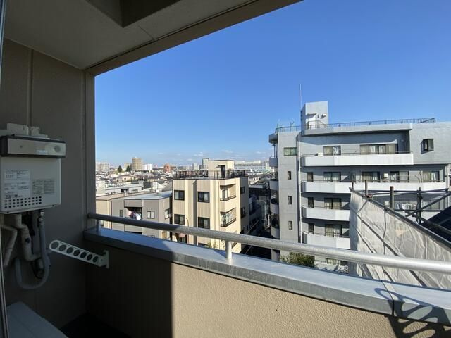 リバティーハイム田端のバルコニー