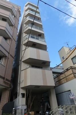 リブリ・ＥＲＢＡの外観