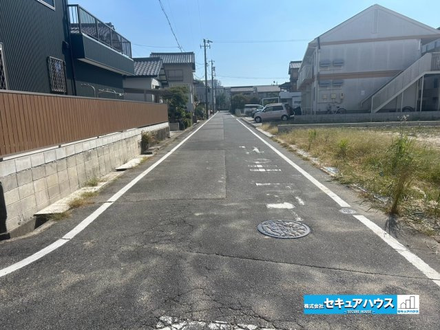 【同施工物件ご案内可能】刈谷市原崎町　全3棟の前面道路含む現地写真|【東側前面道路】
■株式会社　セキュアハウス■
住宅ローンに強く、知識、経験豊富なスタッフ在籍
お客様に寄り添い、ご成約後もサポート致します。　　　　　　　　　　　　　　　　　　　　　　　　　　