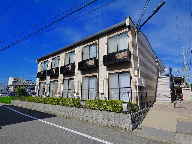 レオパレス八条