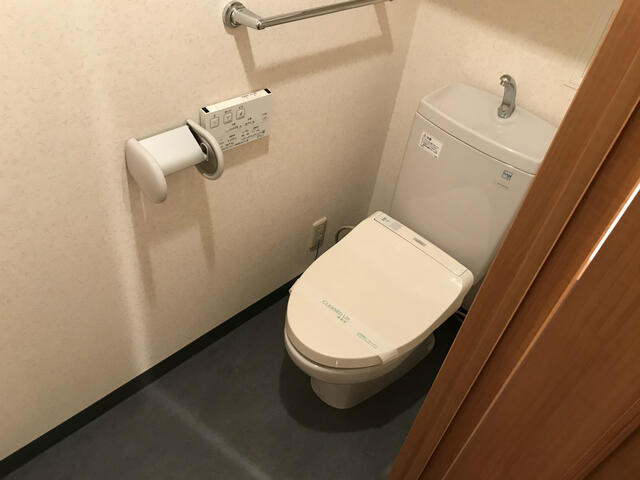 フローレンスパレス御茶ノ水フィアンコのトイレ