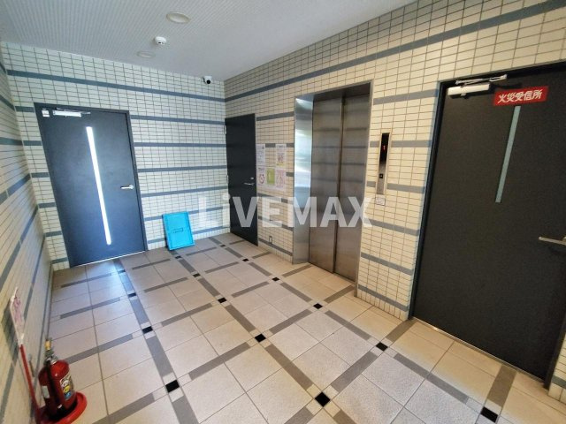 【エントランス】ビスタ江坂南