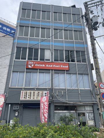 三隅ビルの外観
