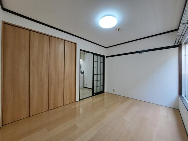 グリーンヒルズの寝室|ゆとりの広さです