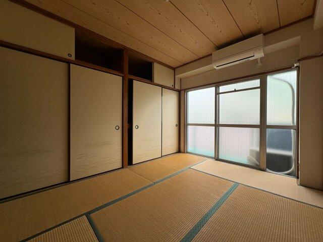 エルハイツ第４テラジマの和室