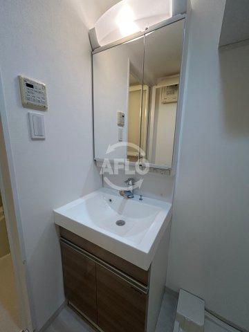 フロンティアコート堺筋本町の独立洗面台|フロンティアコート堺筋本町　独立洗面所