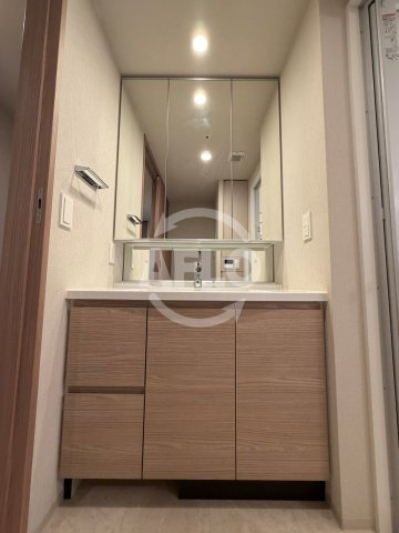 ブランズタワー大阪本町の独立洗面台|ブランズタワー大阪本町　独立洗面台