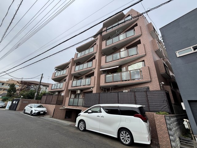 ドメスたまプラーザの外観