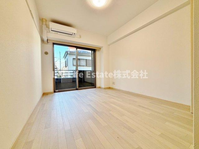 コンフォート栗原の寝室|同建物別部屋写真