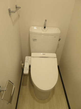 北区王子３丁目の賃貸マンションのトイレ