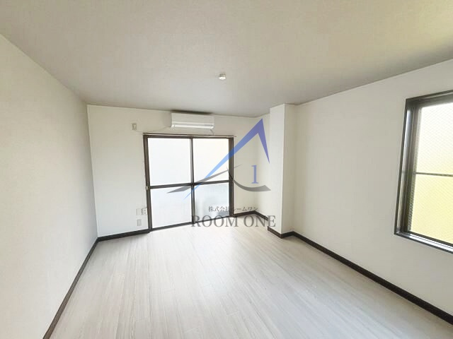 コーポリリック行徳の居間・リビング|洋室のお部屋です。