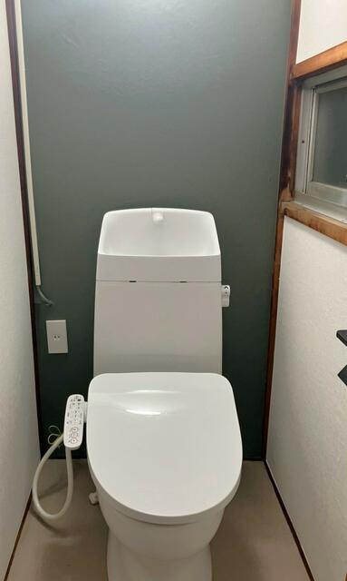 （Ｔ００２）東京都品川区二葉４－２０－４戸建のトイレ