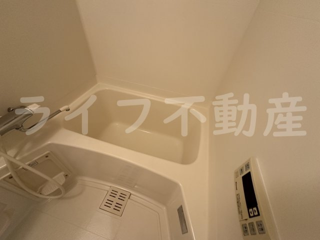 ゼファー東大阪の浴室