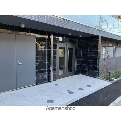 ＡＺＥＳＴ井土ヶ谷のエントランス