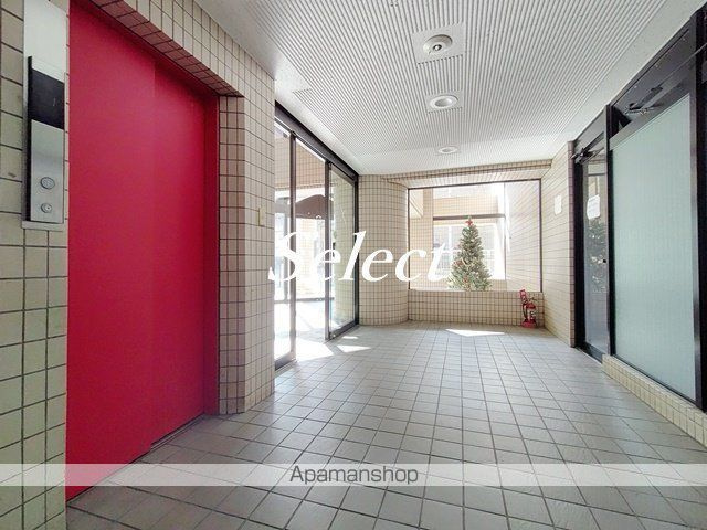 ロータリーライフ石川町のロビー