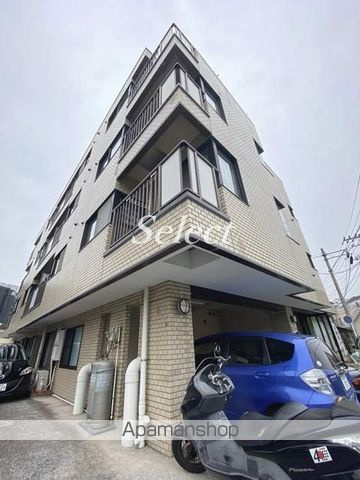 コリーヌ本牧の外観