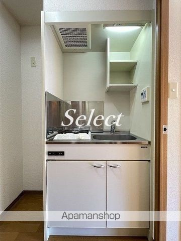 グリフィン横浜・海岸通の内装