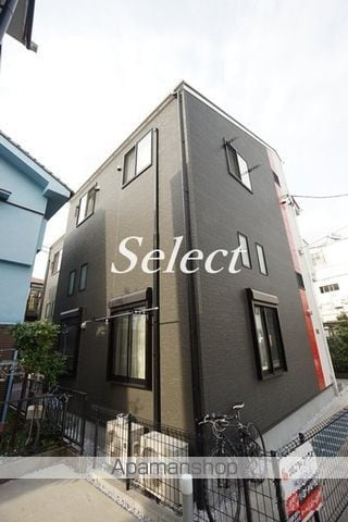 横浜市磯子区中浜町のアパートの外観