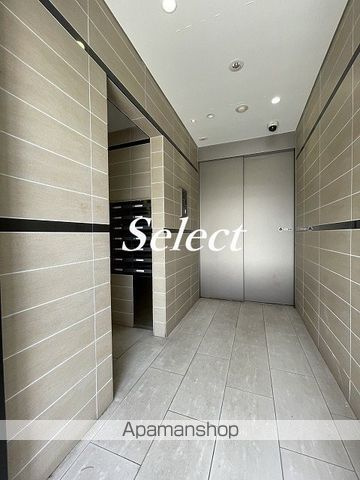 プレミアムキューブ横浜のロビー