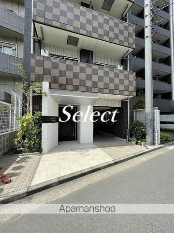 プレミアムキューブ横浜の外観