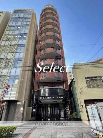 グリフィン横浜・東口弐番館の外観