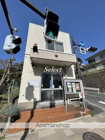 横浜市磯子区久木町のアパートの周辺|磯子警察署 間坂交番 警察署・交番 705m 