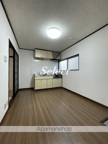 横浜市磯子区久木町のアパートの内装