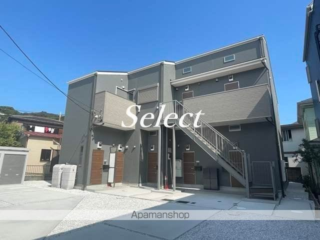 横浜市磯子区馬場町のアパートの外観
