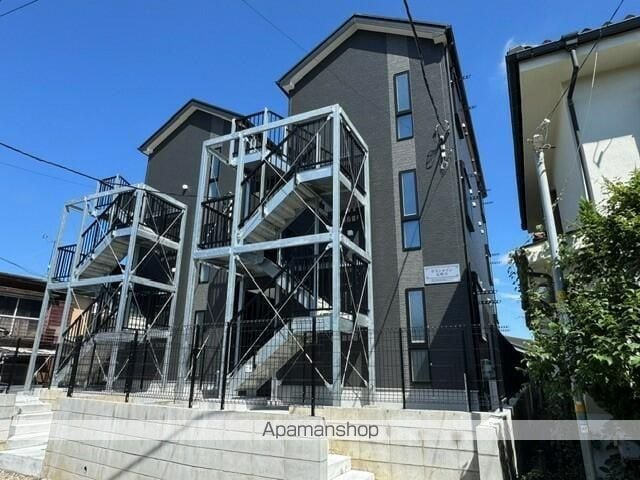 グランメゾン弘明寺の外観